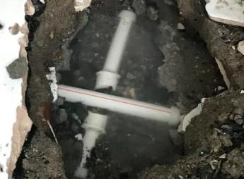 赤峰市阳台漏水维修公司为您分享楼上楼下漏水怎么处理