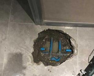 赤峰市阳台漏水维修公司分享下暖气管道漏水的原因有哪些